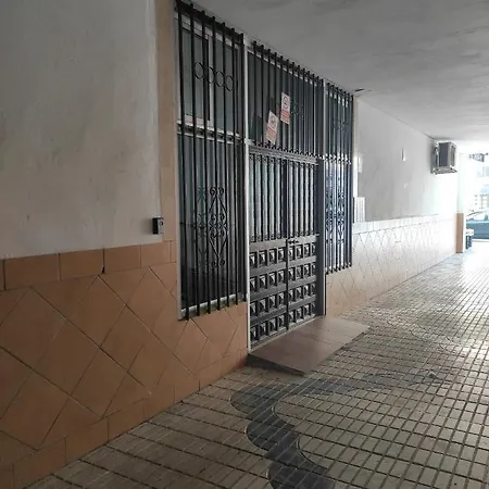 Tarantos Whisper Apartment *